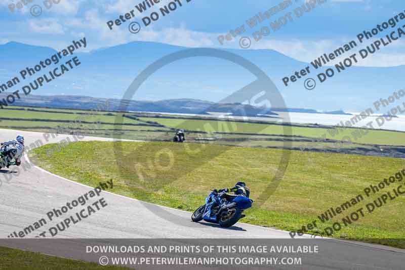 anglesey no limits trackday;anglesey photographs;anglesey trackday photographs;enduro digital images;event digital images;eventdigitalimages;no limits trackdays;peter wileman photography;racing digital images;trac mon;trackday digital images;trackday photos;ty croes